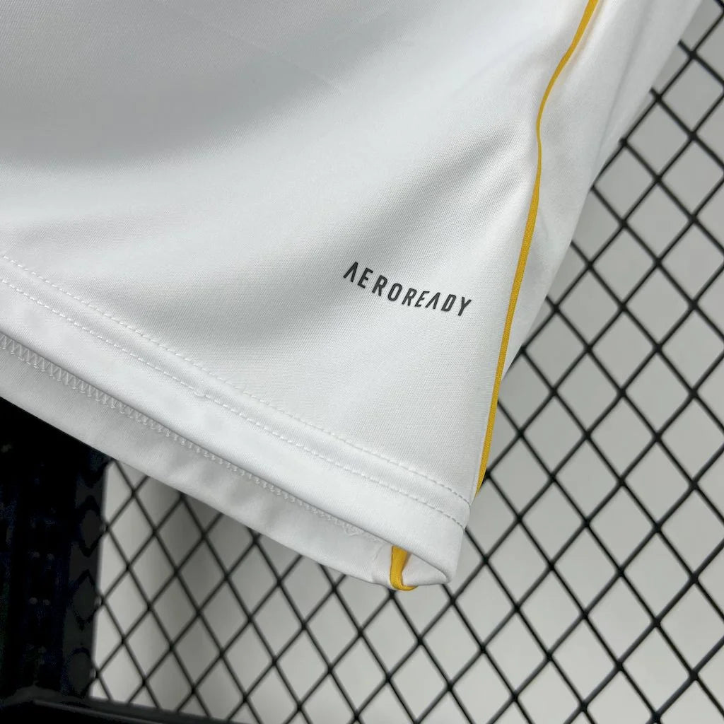2025/2026 Real Madrid Home Football Jersey